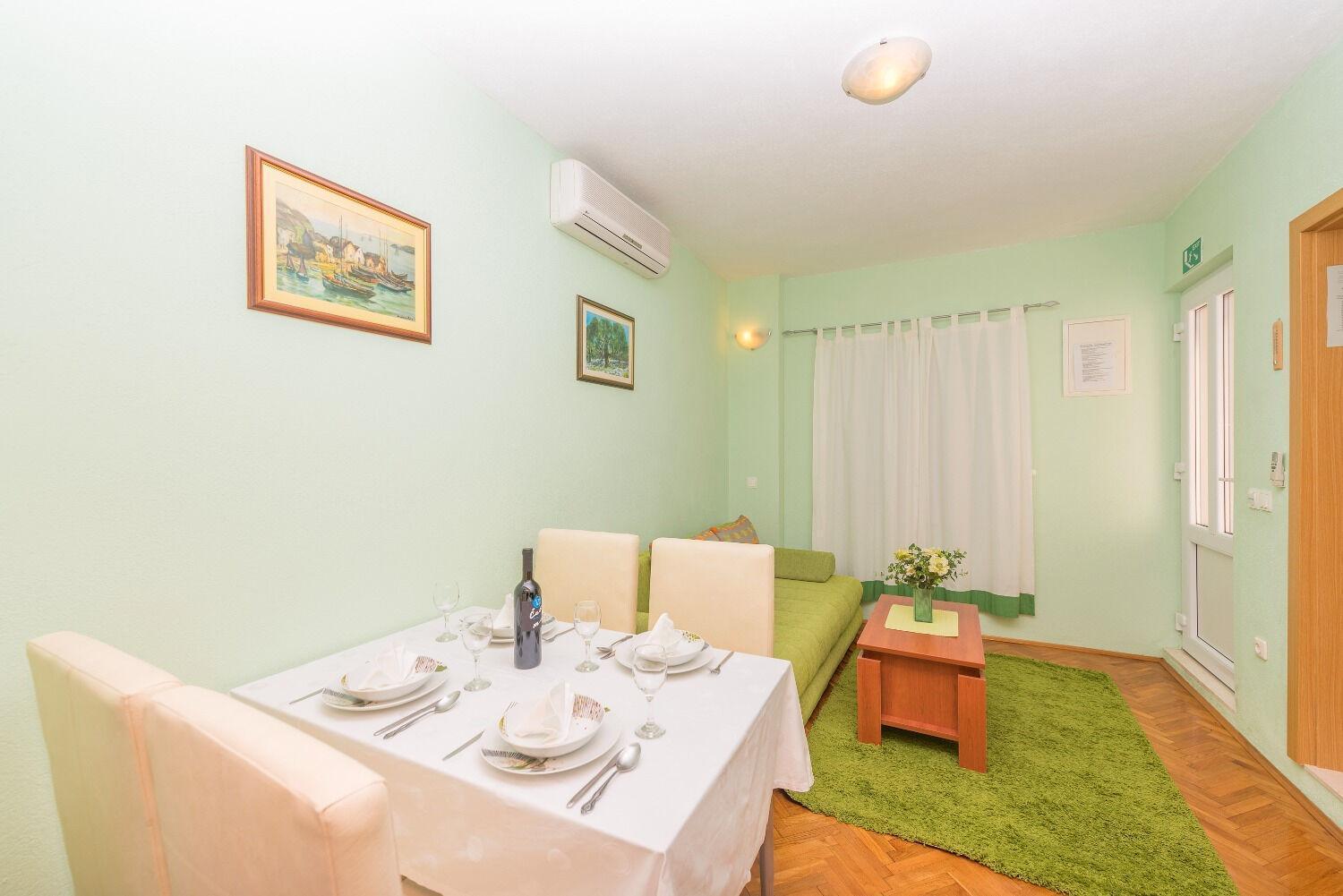 Apps And Room Goran In The Center Makarska Buitenkant foto